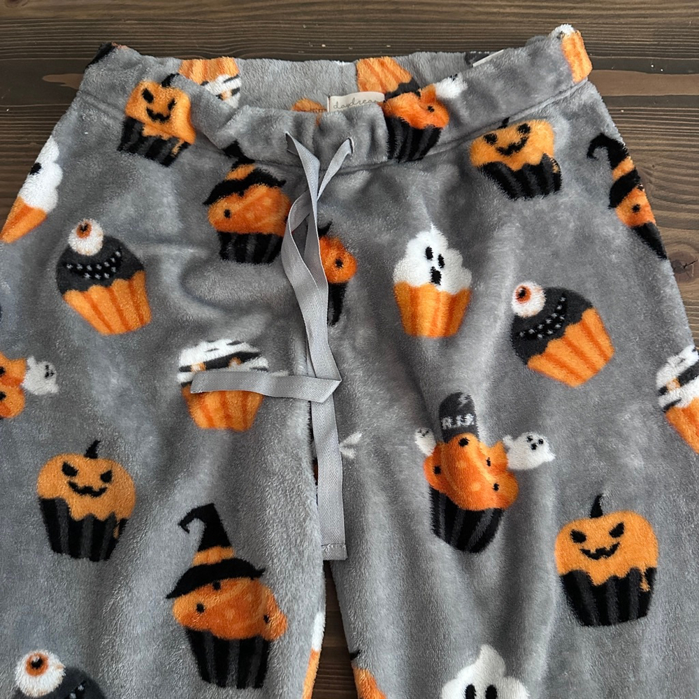 Daydream Berkshire Halloween Pajama Pants L Fleece
